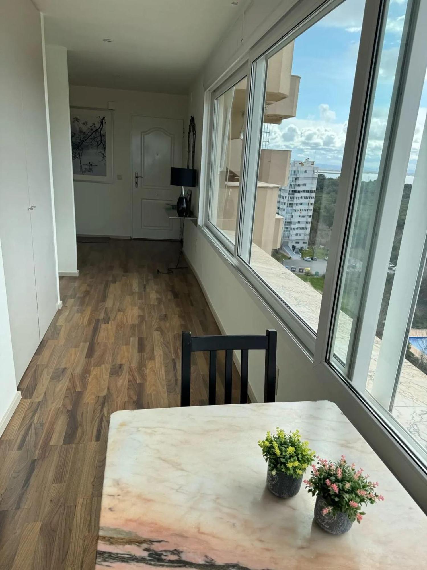 Spacious Apartment In Valencia With Sea View - 160 Sqm Eksteriør bilde