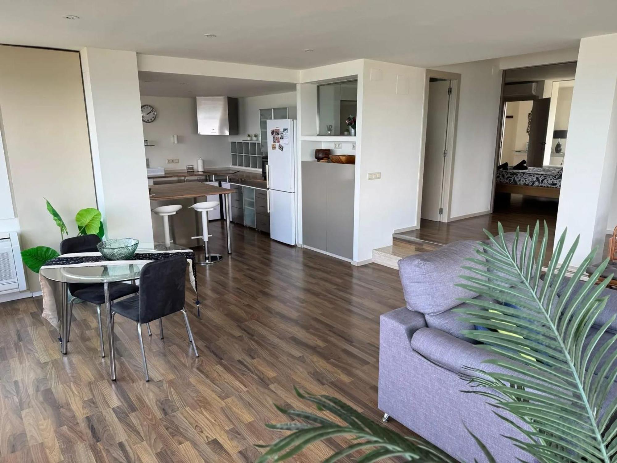 Spacious Apartment In Valencia With Sea View - 160 Sqm Eksteriør bilde