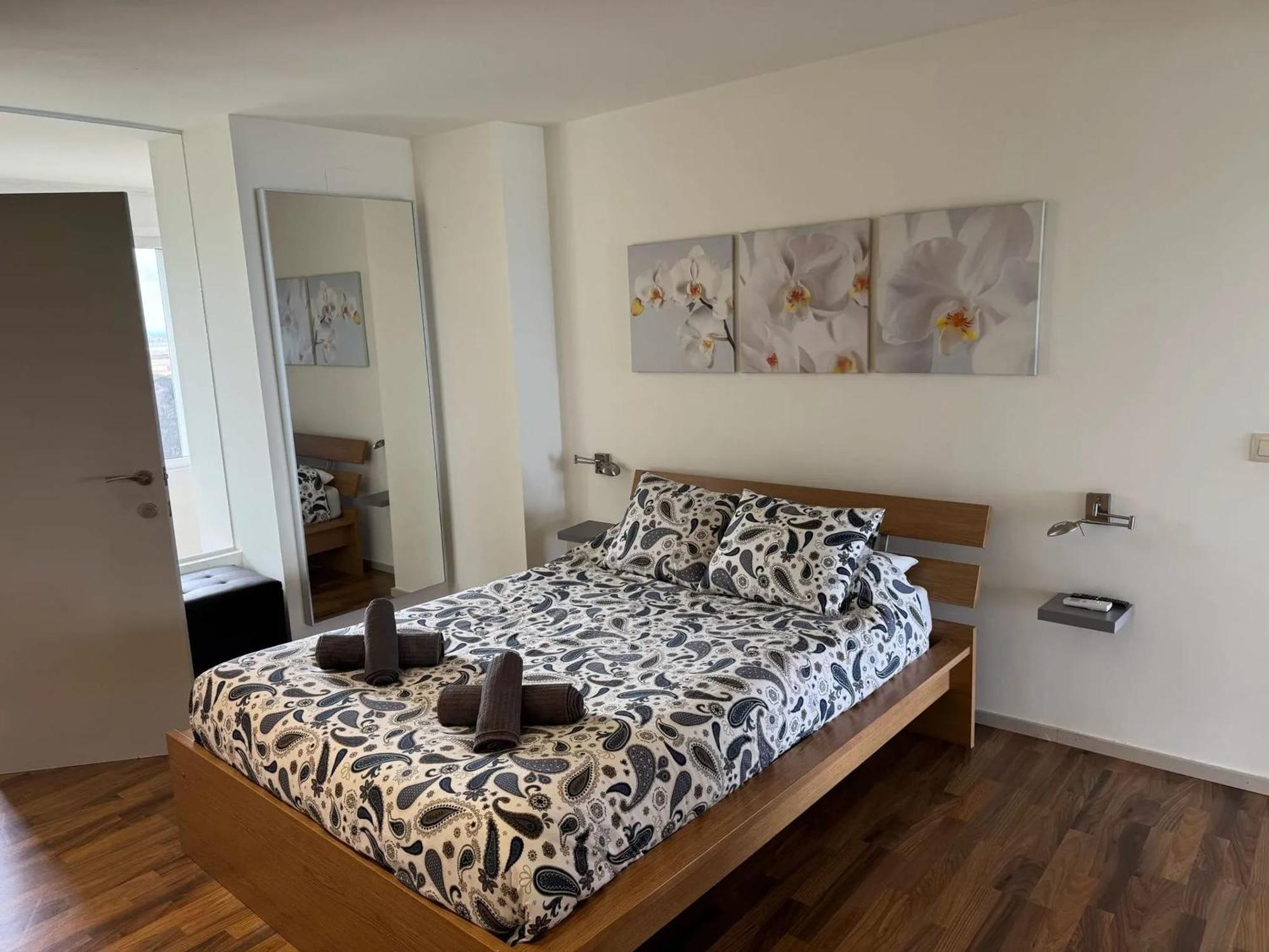 Spacious Apartment In Valencia With Sea View - 160 Sqm Eksteriør bilde